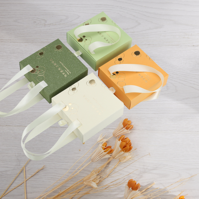 Usine d'emballage en papier de boîte à pendentif personnalisée de Chine