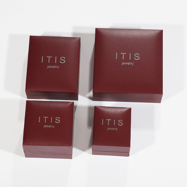 Boîte d'emballage de bijoux en plastique de luxe personnalisée