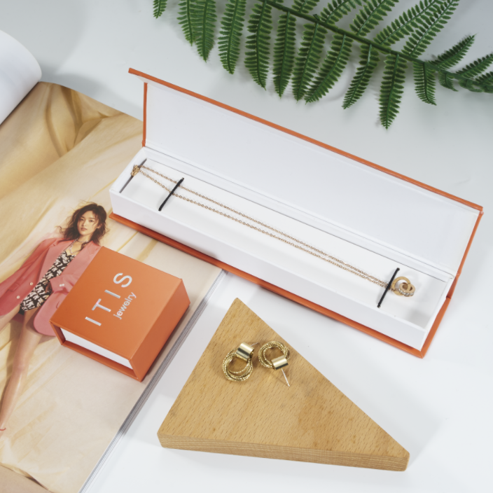 bo&icirc;te &agrave; bijoux en papier