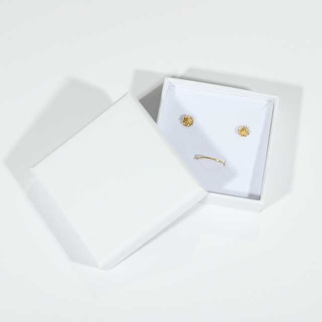 Fournisseur de boîtes d'emballage en papier pour bijoux personnalisés de haute qualité