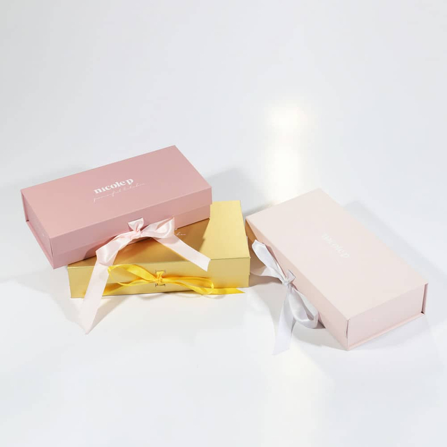 Boîtes d'emballage en carton uniques personnalisées pour perruques