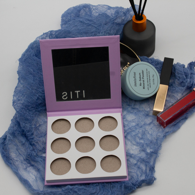 Boîte d'emballage de fard à paupières en carton de luxe personnalisé