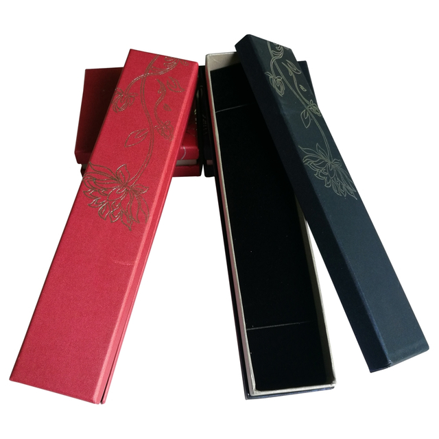 Emballage personnalisé de boîte de papier de petits bijoux en cuir