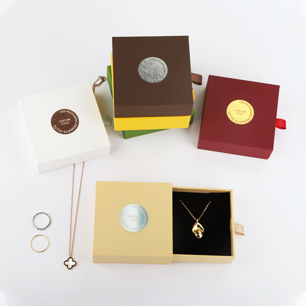 Fabricants de boîtes à bijoux en carton uniques de luxe personnalisées