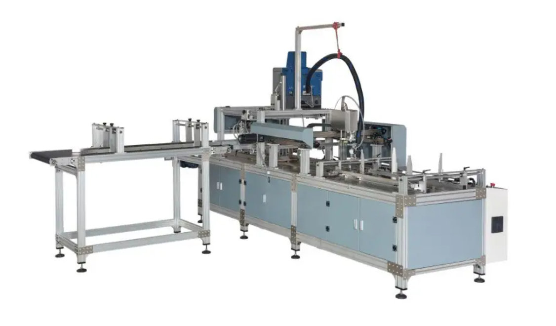 Machine d'assemblage entièrement automatique